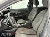 Peugeot 208 1.2 Hybrid Allure e-DCS6