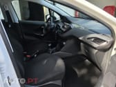 Peugeot 208 1.4 HDi