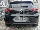 Renault Clio Outro