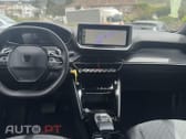 Peugeot 2008 1.2 Hybrid Allure e-DCS6