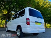 Toyota HiAce 9 Lugares