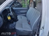 Toyota Hilux 2.4 D LN145LM Cx Met.