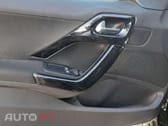 Peugeot 208 1,2 Signature