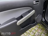 Mazda 2 1.3 MZR Comfort 5 Portas