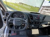 Iveco Daily BASCULA TRILATERAL