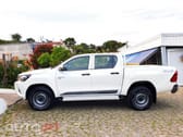 Toyota Hilux 2.4 D-4D 4WD CD CM