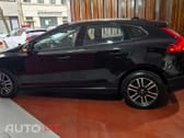 Volvo V40 Cross Country 2.0 D2 Momentum Geartronic