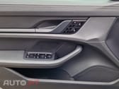 Porsche Taycan 4S