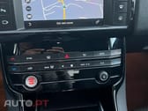 Jaguar XE 2.0 D Prestige