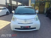 Toyota iQ 1.0 VVT-i 2 MultiDrive