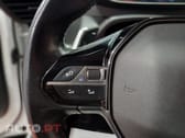 Peugeot 2008 1.5 BlueHDi Allure EAT8
