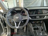 Alfa Romeo Stelvio 2.2 D B-Tech AT8