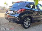 Peugeot 208 1.2 PureTech Signature