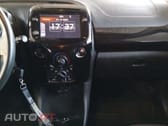 Toyota Aygo 1.0 VVti Exclusive Red