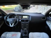 Volvo V40 Cross Country 1.6 D2 Momentum