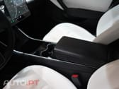 Tesla Model 3 Tração Traseira