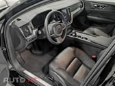 Volvo V60 2.0 B4 Plus Dark Auto