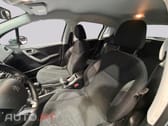 Peugeot 2008 1.2 e-VTi Style