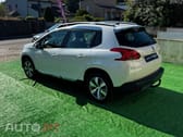 Peugeot 2008 1.2 PureTech Allure