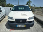 Hyundai H-1 Starex caixa aberta com rodado duplo