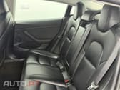 Tesla Model 3 Tracção traseira