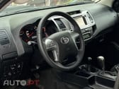 Toyota Hilux 3.0 D-4D 4WD CD Tracker CA