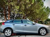 Volvo V40 D2