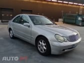Mercedes-Benz 220 C 220 CDI