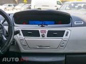 Citroen C4 Picasso Outro