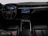 Audi Q8 E-Tron I.V.A DEDUTÍVEL S LINE