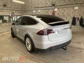 Tesla Model X 90D