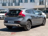 Volvo V40 Cross Country 2.0 D3 Momentum