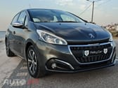 Peugeot 208 1.2 PureTech Allure EAT6