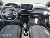 Peugeot 2008 1.2 PureTech Allure EAT8