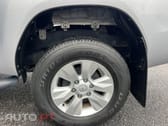 Toyota Hilux 2.4 D-4D 2WD CD Tracker