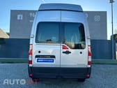 Renault Master Outro