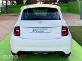 Fiat 500e Action