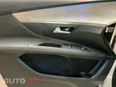 Peugeot 3008 1.6 Hybrid4 GT Pack e-EAT8