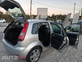 Ford Fiesta 1.25 Poucos Kms