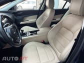 Jaguar XE 2.0 D Prestige