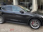 Alfa Romeo Stelvio 2.0 Turbo 16V AT8-Q4 First Edition