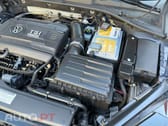 Volkswagen Golf R 4Motion (BlueMotion )