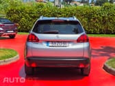 Peugeot 2008 1.2 PureTech Signature