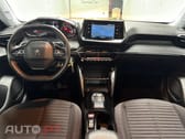 Peugeot 2008 1.2 PureTech Active EAT8