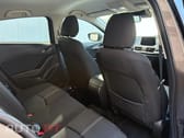 Mazda 3 1.5 Sky-G Evolve HS Navi
