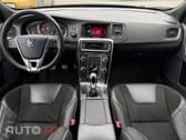 Volvo V60 2.0 D2 R-Design