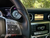 Mercedes-Benz SLK 200 Outro