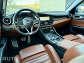 Alfa Romeo Giulia 2.0 Turbo 16V AT8-Q4 Veloce