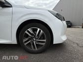 Peugeot 208 PureTech 100 EAT8 Active Pack