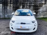 Fiat 500e Action